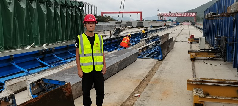 我是魯中公路的新兵：臨臨高速項(xiàng)目部實(shí)習(xí)生郭海玉