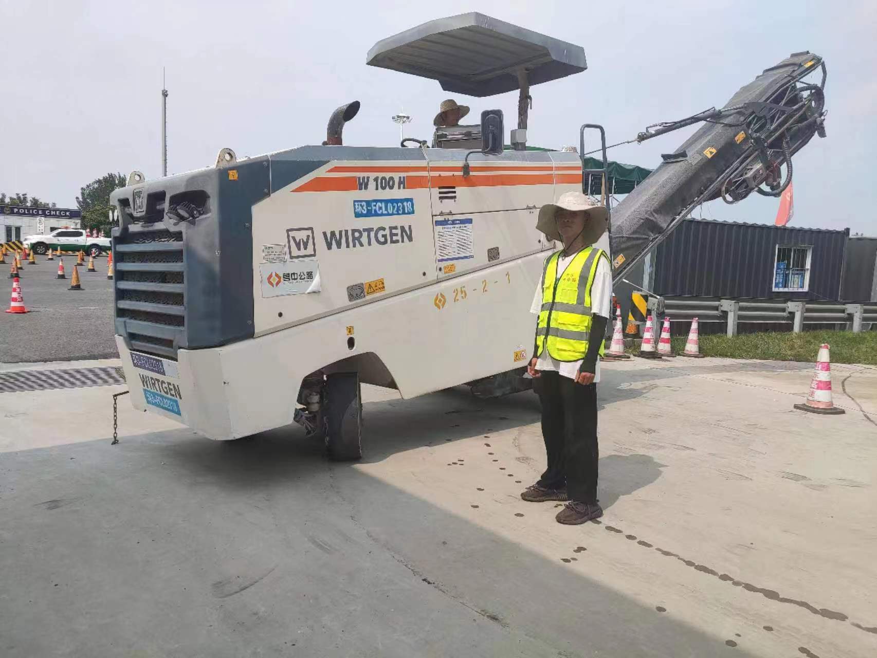 我是魯中公路的新兵：機(jī)械化施工公司劉兆海