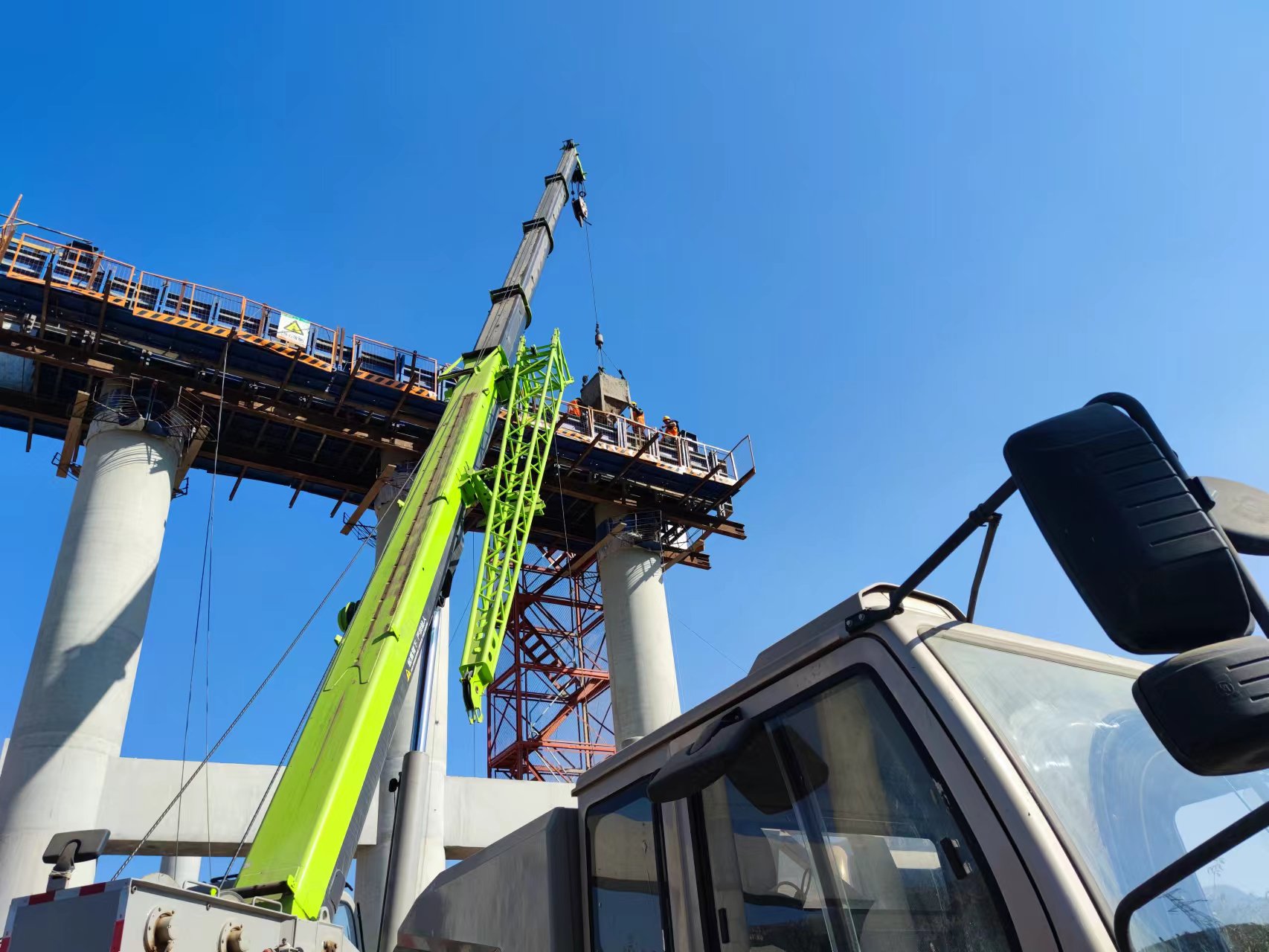 又是一年柿子紅