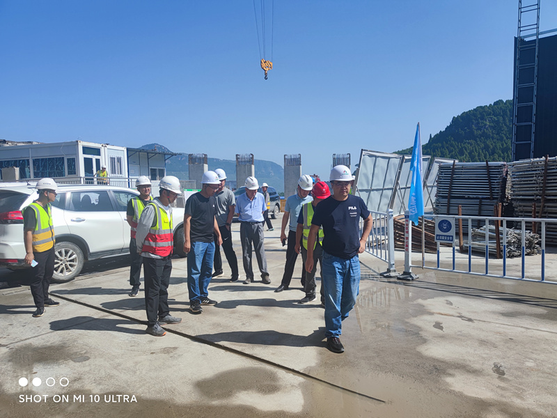 上跨瓦日鐵路轉(zhuǎn)體橋迎檢點(diǎn)_副本