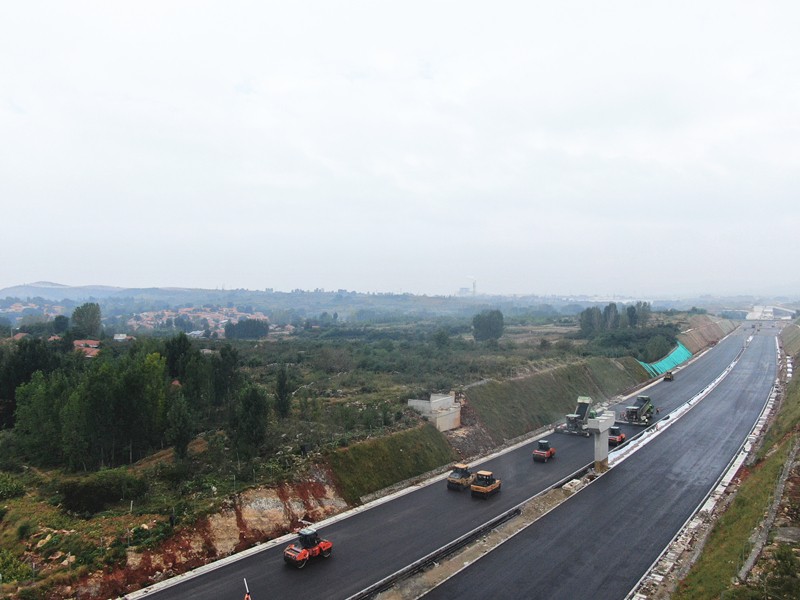 5、施工起點至Y021分離立交處油層施工_副本