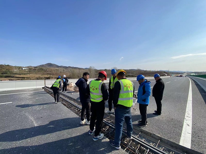 2-2、施工前，項目辦組織去其他標段參觀學習_副本