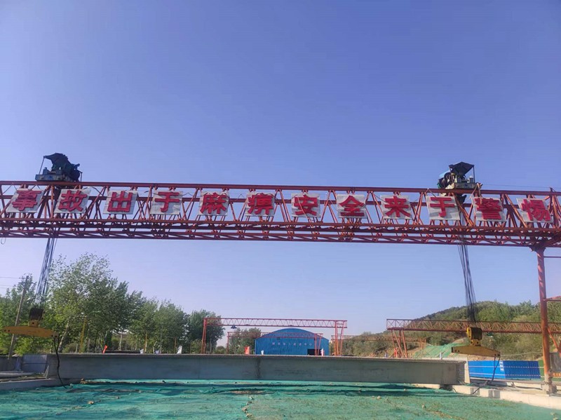 設(shè)備張貼警示標(biāo)識(shí) (2)6K6-5a_副本