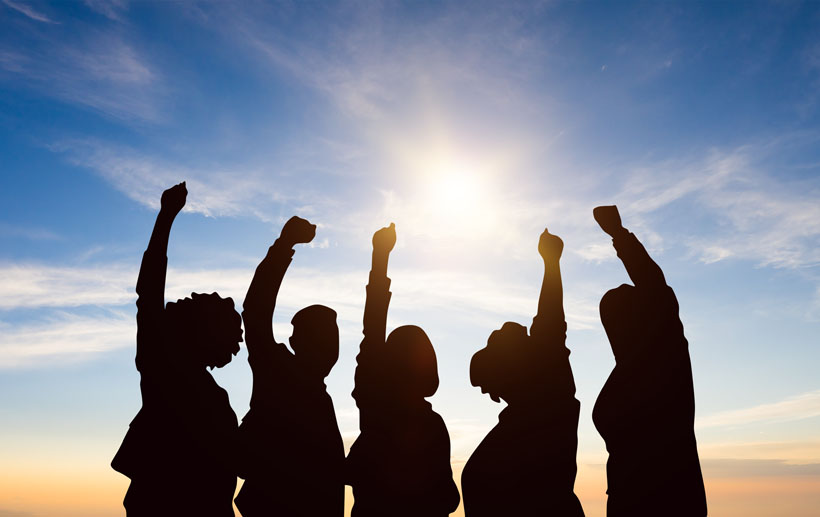 向著春天，奔赴希望