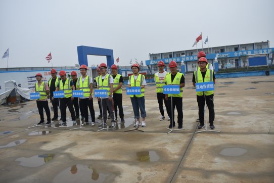 第二工程公司G2項目組織進行應(yīng)急救援預(yù)案演練及安全生產(chǎn)咨詢?nèi)栈顒? /> 
          </div> 
         </div> 
         <div   id=