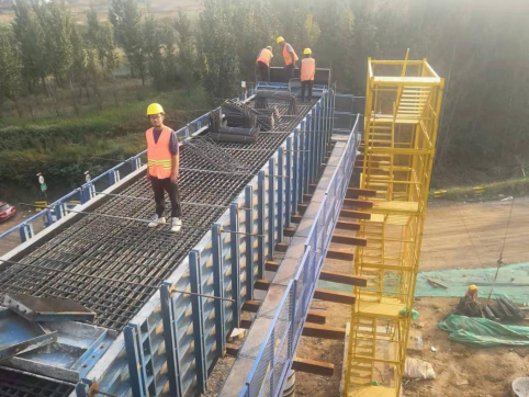 【抓作風(fēng) 創(chuàng)效益】國(guó)慶不打烊，崗位奮斗忙