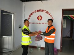 夏日來臨，S247樂胡路開展“消夏”活動