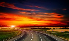 工作著，快樂著