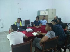 人民路二項目舉行水泥穩(wěn)定風化砂施工技術(shù)專題會