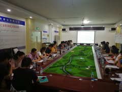 財(cái)務(wù)部組織開(kāi)展八月份集中培訓(xùn)學(xué)習(xí)