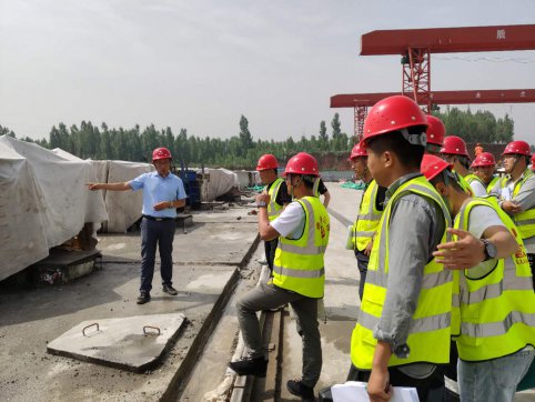 青蘭項目部組織開展現(xiàn)場實踐培訓(xùn)活動