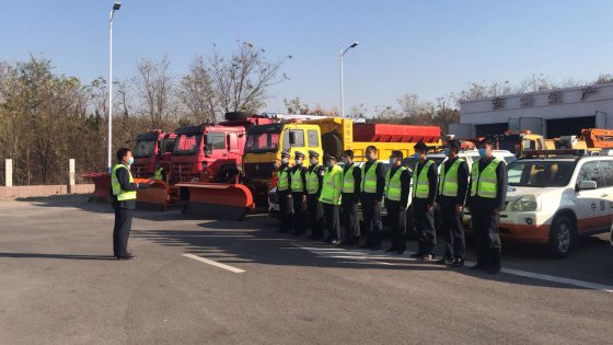 青蘭高速（沂源段）開展冬季除雪防滑安全保暢應急演練