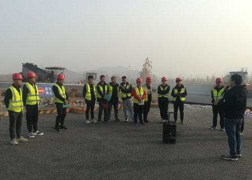 青蘭項(xiàng)目部組織第二期現(xiàn)場實(shí)踐培訓(xùn)