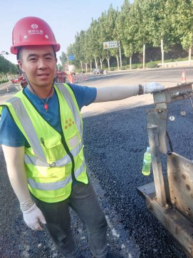 戰(zhàn)高溫、斗酷暑、保質(zhì)量、拼進(jìn)度