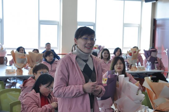 暖暖新春意，幸福三八節(jié)